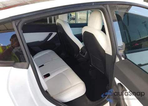 2020 Tesla Model Y Long Range Dual Motor All-Wheel Drive/Performance Dual Motor All-Wheel Drive from USA, damaged, VIN 5YJYGDEF8LF037757